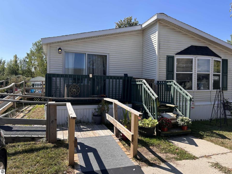 5460 E Lilly Lane, Mt Pleasant, Michigan 48858, Estados Unidos