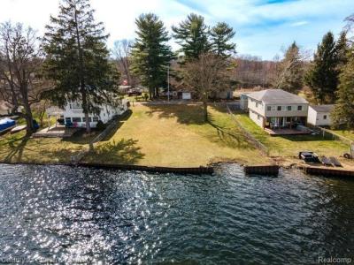 5031 Pine Drive, Jackson, Michigan 49201, Estados Unidos