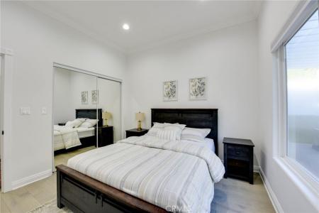 22237 Buena Ventura Street, Woodland Hills, California 91364