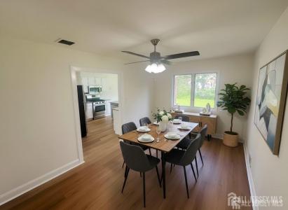 -24 Pullman Loop, South Brunswick, New Jersey 08810, États-Unis