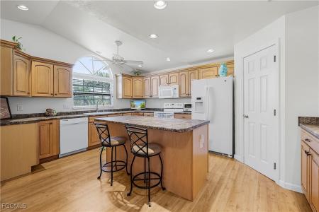 7841 Breakwater Court, Bokeelia, فلوريدا 33922, الولايات المتحدة