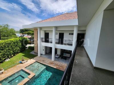 Cali, Valle Del Cauca 760008, Colombia