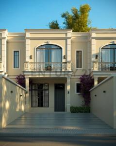 Calle 12 de octubre 111, Luque, مركزي 00001, باراغواي