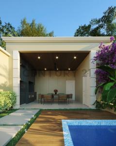 Calle 12 de octubre 111, Luque, مركزي 00001, باراغواي