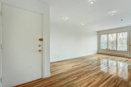 508  Boul. St-Jean, Pointe-Claire, 퀘벡주 H9R 3J6, 캐나다