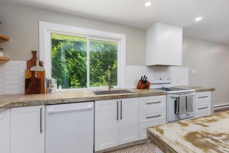 32  Ch. Cleary, Val-des-Monts, Quebec J8N 4A1, Canadá