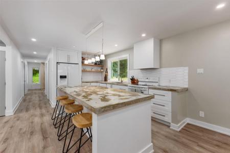 32  Ch. Cleary, Val-des-Monts, Quebec J8N 4A1, Canadá