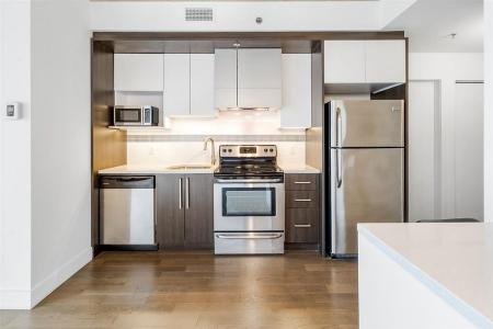 2530  Place Michel-Brault, Montréal (Rosemont/La Petite-Patrie), 魁北克省 H1Y 0B6, 加拿大