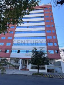 Av. Melchor Urquidi y Hermógenes Sejas, Edificio Don Melchor Edificio Melchor Urquidi, Norte, Cochabamba 0000, Bolivia