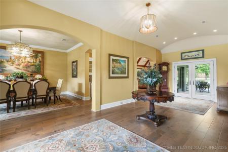 3821 Country Club Circle, Muskogee, Oklahoma 74403