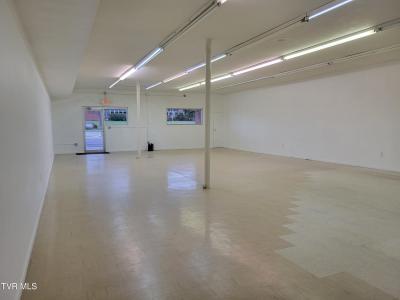 1003 East Jackson Boulevard, Jonesborough, טנסי 37659, ארצות הברית של אמריקה