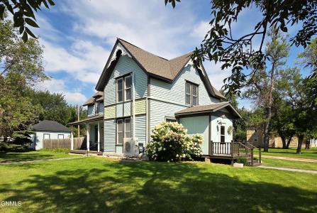 101 2nd Street, Ellendale, ND 58436, USA