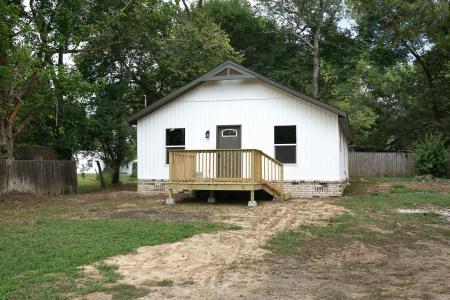 203 E Church Street, Plumerville, Arkansas 72127, USA