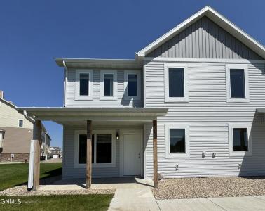 3304 Kenner Lp, Bismarck, ND 58504, USA