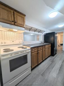 71 COMMERCIAL STREET, Welland, Ontario L3B 5Y8, Canada