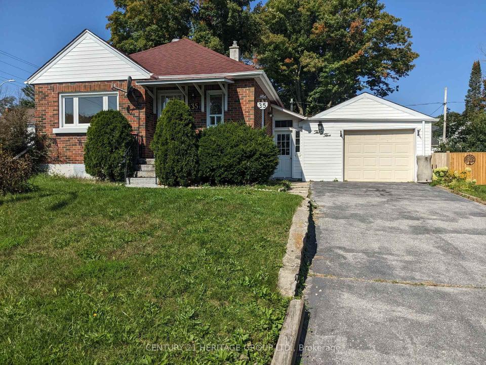 35 ARGYLE AVENUE, Orillia, Ontario L3V 2V5, Canadá