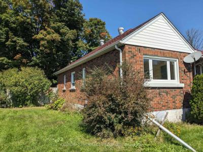 35 ARGYLE AVENUE, Orillia, Ontario L3V 2V5, Canadá