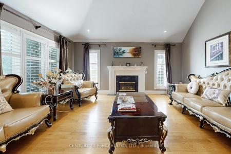 1832 CHESBRO COURT, Mississauga, Ontario L5H 4H2, Canada