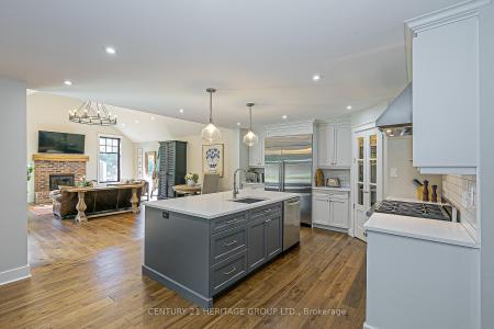 164 PARK AVENUE, Newmarket, Ontario L3Y 1V1, Kanada