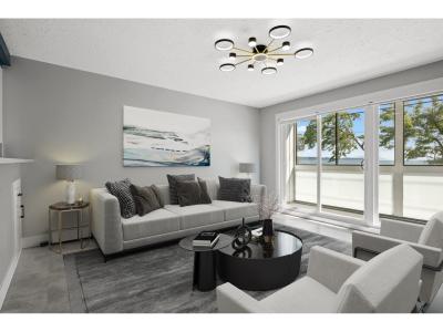 14881 MARINE, White Rock, British Columbia V4B 1C2, Canada