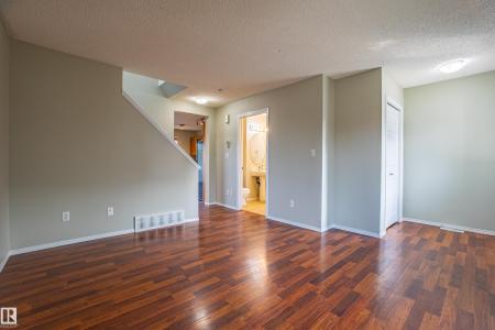 #51, 2503 24 STREET NW, Edmonton, Alberta T6T 0B5, Canada