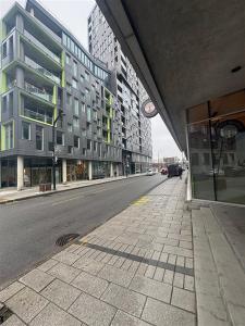 111 Boul. Robert-Bourassa, Montréal (Ville-Marie), Quebec H3C 2M1, Canada