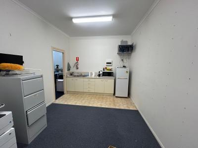 2/62 Main Street, Pialba, QLD 4655, Australia