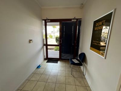 2/62 Main Street, Pialba, QLD 4655, Australia