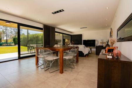 Los Caracoles y Av. del Lago , Roldán, Santa Fe 2000, Argentina