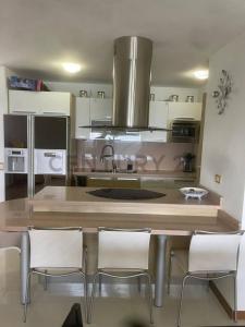 avenida Aldonza Manrique, Conjunto residencial Playa Real 5, Pampatar, Nueva Esparta 00001, Venezuela