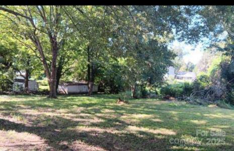 215 W 10th Street W, Salisbury, Carolina Del Norte 28144, Estados Unidos