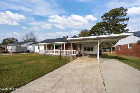 4214 Park Avenue, Ayden, North Carolina 28513, USA