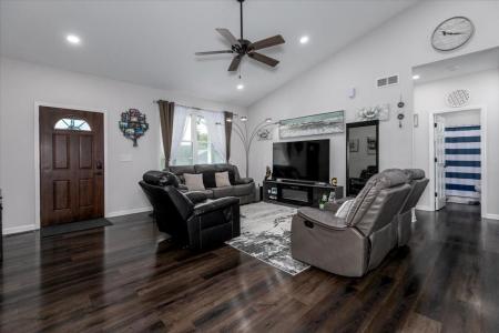 1613 Mckay Drive, Knoxville, Iowa 50138, HOA KỲ