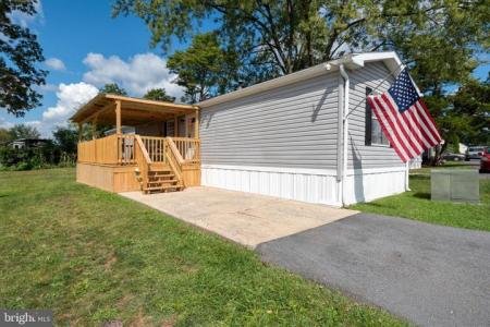 4 Oak Knoll, Elizabethtown, Pennsylvania 17022, USA