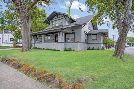 114 W. King, Sherman, Texas 75090, USA