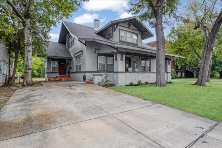 114 W. King, Sherman, Texas 75090, USA