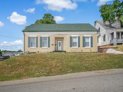 1031 S Charles Street, Belleville, Illinois 62220