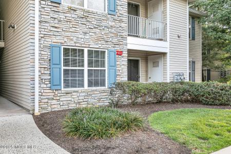 502 Wedgewood Circle, Middletown, NJ 07748, USA