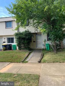 8622 Brae Brooke Drive, Lanham, Maryland 20706, USA