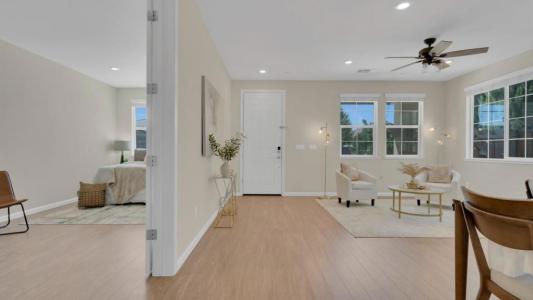 1254 Steinbeck Drive, Hollister, カリフォルニア 95023, アメリカ合衆国