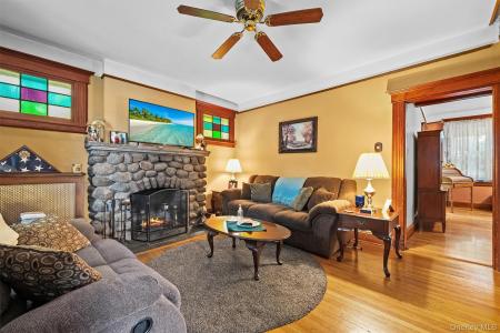 12 Sand Street, Garnerville, ניו יורק 10923, ארצות הברית של אמריקה 