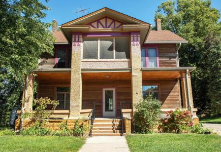 323 NE 3rd Avenue, Waverly, Iowa 50677, Estados Unidos