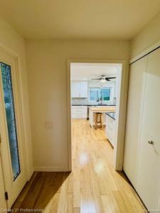 5720 Beauchamp, WestBloomfield, Michigan 48322, USA