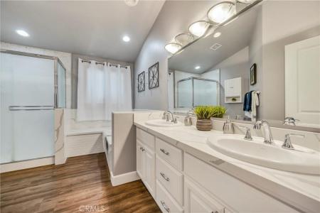 19863 Mountain Meadow S S, Hidden Valley Lake, 加利福尼亚州 95467, 美国