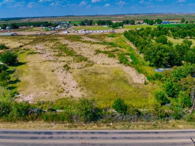 S. of 1102 E. Wood Avenue, Carlsbad, New Mexico 88220, USA