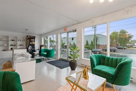 803-805  Ch. du Coteau-Rouge, Longueuil (Le Vieux-Longueuil), 퀘벡주 J4K 1V3, 캐나다