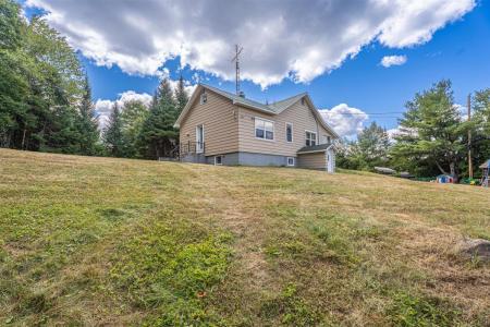 5111 Ch. Lundon, Harrington, קוויבק J8G 2T1, קנדה