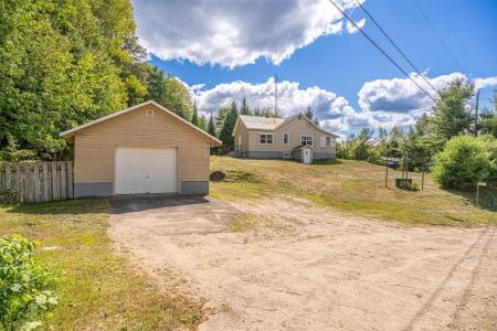 5111 Ch. Lundon, Harrington, קוויבק J8G 2T1, קנדה