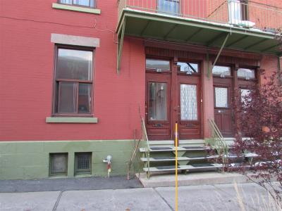 25-27 Rue Bagg, Montréal (Le Plateau-Mont-Royal), Quebec H2W 1J9, Canada