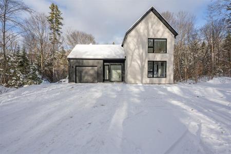 312  Ch. de la Consol, Saint-Donat, Quebec J0T 2C0, Canada